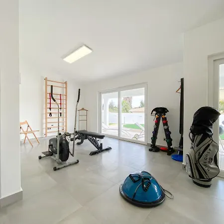 Casa Colibri - Com Ginasio, Sauna E Piscina Aquecida Villa