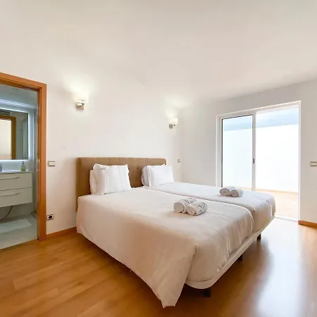Casa Colibri - Com Ginasio, Sauna E Piscina Aquecida